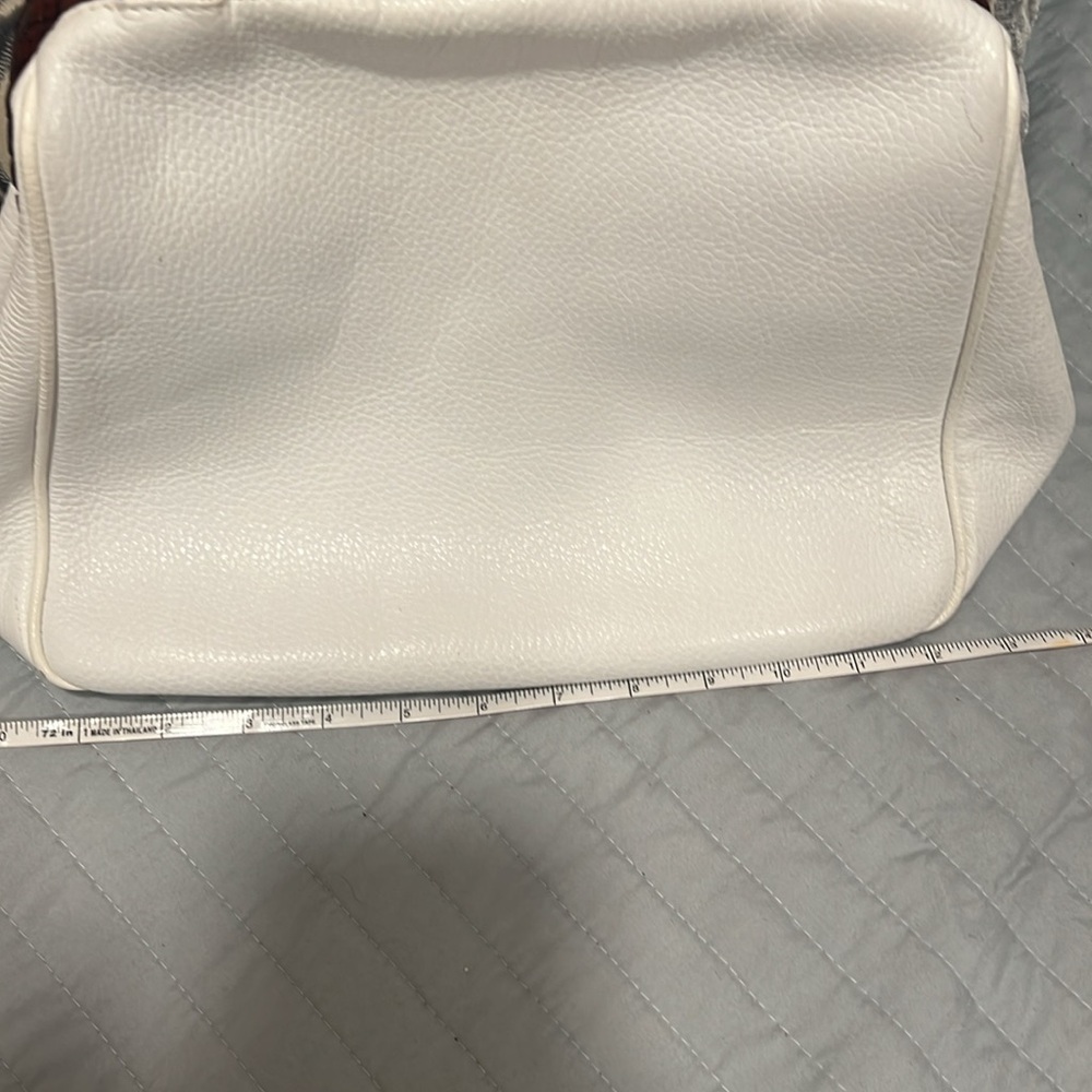 Desmo Italian White Purse w straps - Picture 2 of 9